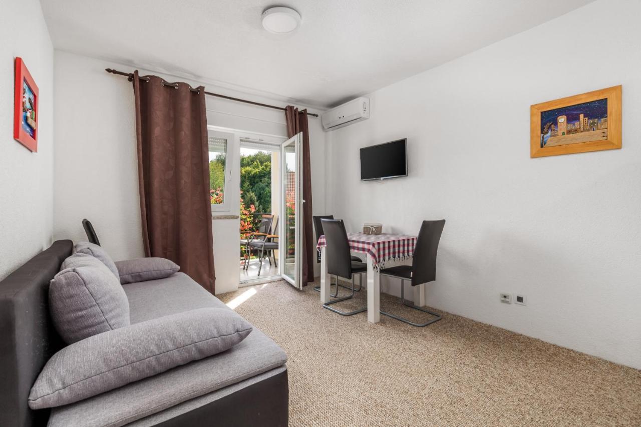 Selak Apartments غرابوفاك المظهر الخارجي الصورة